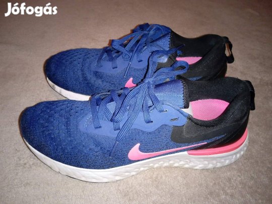 Nike sportcipő 38,5-ös méretben eladó!