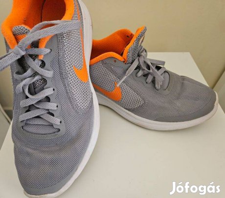 Nike sportcipő 40-es méretben