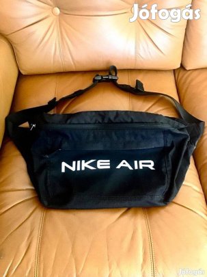 Nike táska eladó