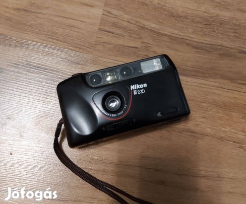 Nikon AF200 fényképezőgép