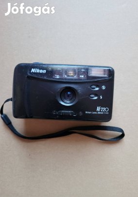 Nikon AF220 filmes kompakt fényképezőgép vakuval + csuklópánt, működő