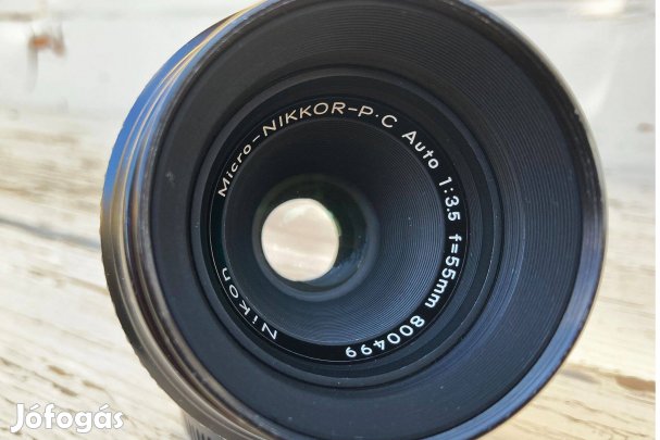 Nikon Micro-Nikkor objektív