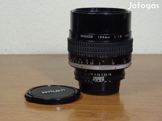 Nikon Nikkor 105mm f/1.8 Ai objektív