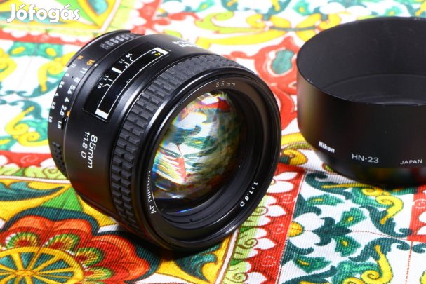 Nikon af nikkor 1.8 85mm D objektív 