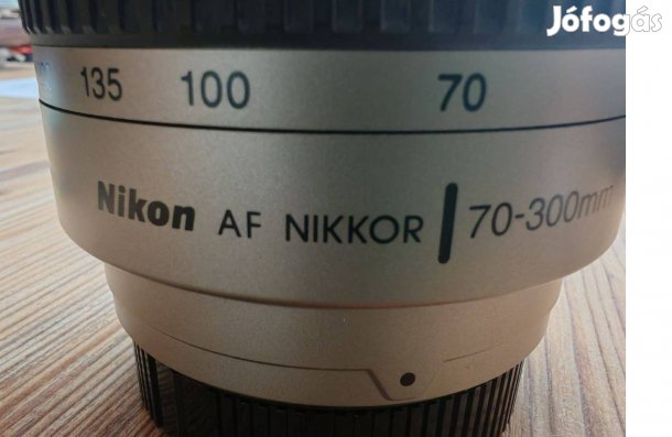 Nikon objektív 4-5,6 g 70 - 300