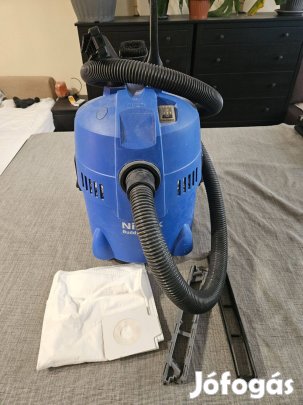 Nilfisk Buddy II 12 száraz-nedves porszívó