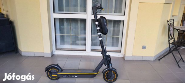 Ninebot Max G30E II - Elektromos roller rengeteg extrával