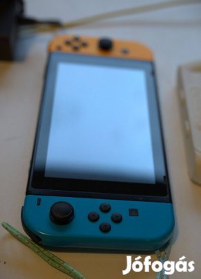 Nintendo Switch Cfw okosított 128GB + 32GB és sok kiegészítő
