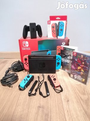 Nintendo Switch v2 dobozában, gyári tartozékaival + 2 joycon + 2 játék