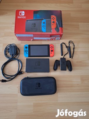 Nintendo switch v2 konzol komplett gyári csomag hordozóval és játékkal
