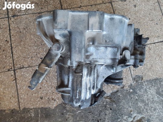 Nissan Almera N15 Váltó