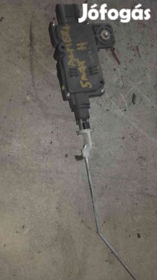 Nissan Almera N16 Csomagtérajtó Központizár Motor