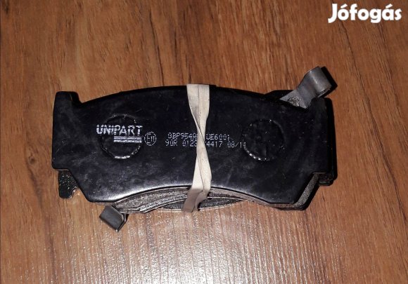 Nissan Almera első fékbetét