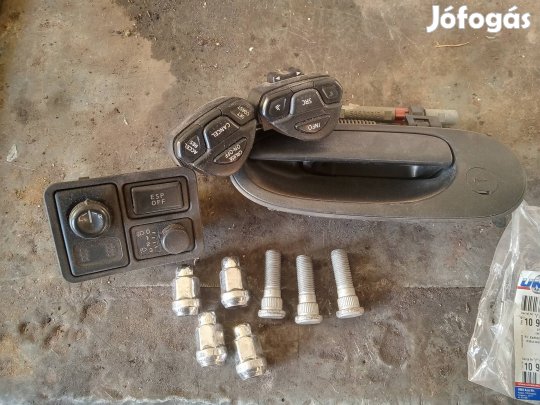 Nissan Almera n16 alkatrészek