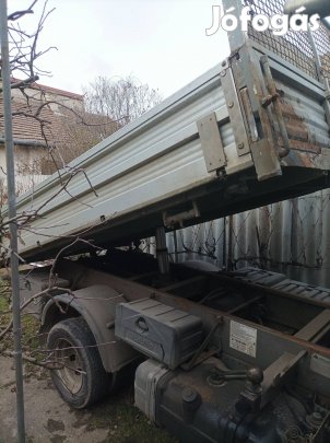 Nissan Cabstar bontásra