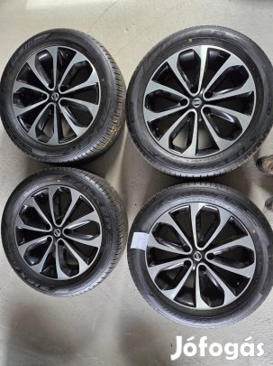 Nissan Juke Nissan qashqai gyári könnyűfém kerekek nyárigumikkal 
