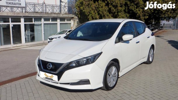 Nissan Leaf Acenta 40kWh (Automata) Megkímélt Á...