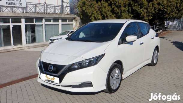Nissan Leaf Acenta 40kWh (Automata) Megkímélt Á...