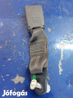 Nissan Micra Hátsó Biztonsági Öv Csatlakozó