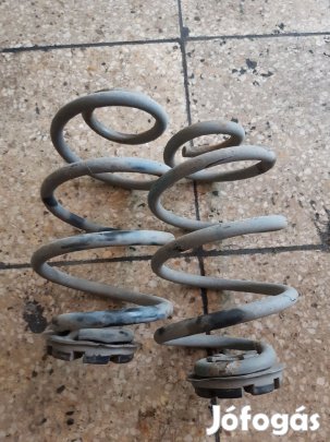 Nissan Micra Hátsó Rugó Pár