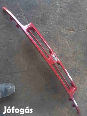 Nissan Micra Hűtőrács