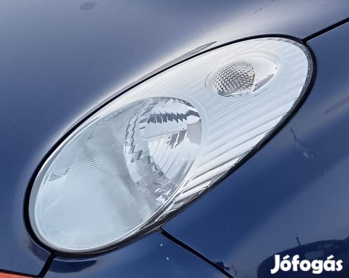 Nissan Micra fényszóró