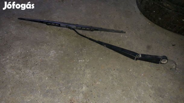 Nissan Navara D40 Bal Első Ablaktörlő Kar