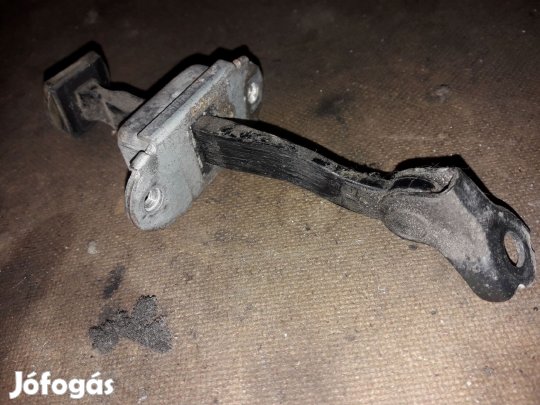 Nissan Navara D40 Első Ajtó Nyitáshatároló