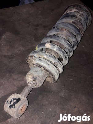 Nissan Navara D40 Első Lengéscsillapító + Rugó