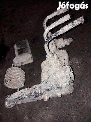 Nissan Navara D40 Fékerő Szabályzó