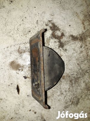 Nissan Navara D40 Hátsó Laprugó Felütköző Bak