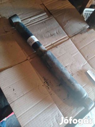 Nissan Navara D40 Hátsó Lengéscsillapító