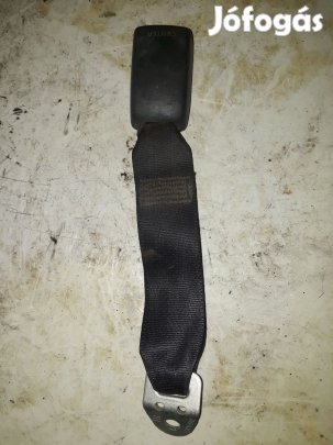 Nissan Navara D40 Jobb Hátsó Biztonsági Öv Csatlakozó