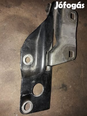 Nissan Navara D40 Jobb Motorháztető Zsanér