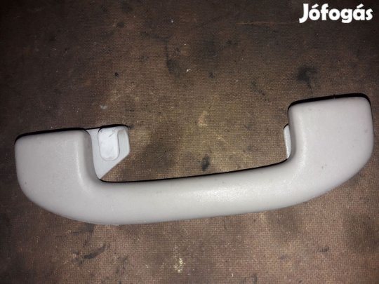 Nissan Navara D40 Kapaszkodó