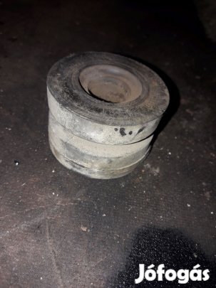 Nissan Navara D40 Kasztni Tartó Bak