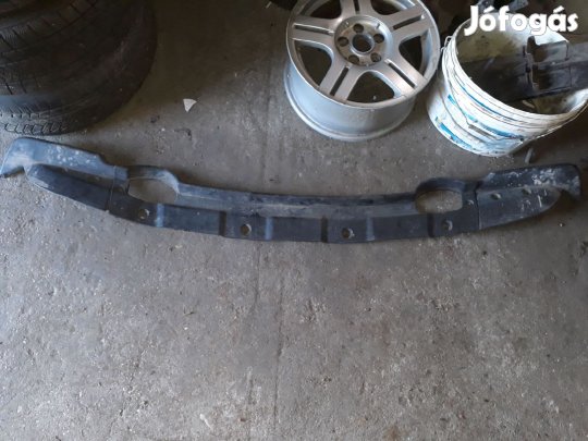 Nissan Navara D40 Levélrács Alatti Takaró Burkolat