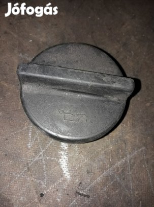 Nissan Navara D40 Olaj Beöntő Sapka / Olaj Betöltő Fedél