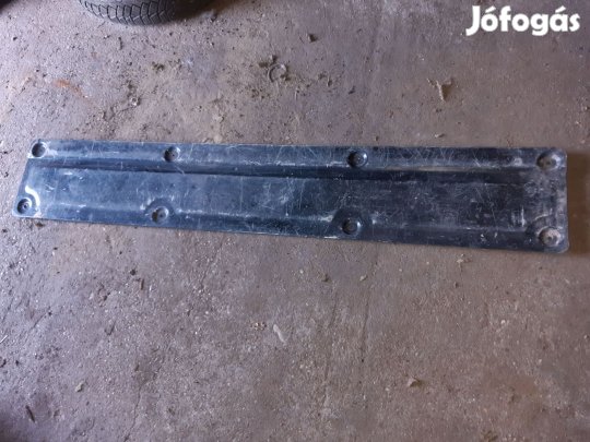 Nissan Navara D40 Plató Ajtó Belső Burkolat