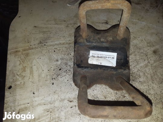 Nissan Navara D40 Rugó Tartó Kengyel / Cuppánt