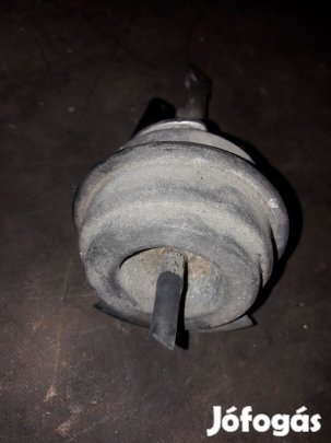 Nissan Navara D40 Turbó Labda