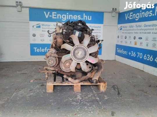 Nissan Navara YS23 bontott motor