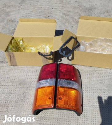 Nissan Patrol Y60 Hátsó lámpák egyben jobb és bal