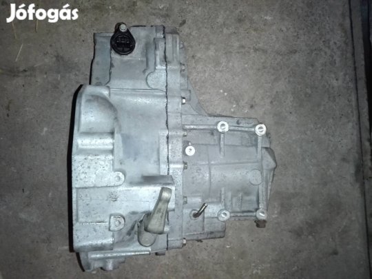 Nissan Primera P12 1.6 benzin 2002-2008 felújított váltó eladó