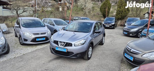 Nissan Qashqai 1.6 Acenta Sérülésmentes. végig...