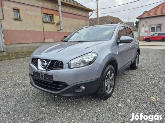 Nissan Qashqai 1.6 i-Way Friss műszaki/vez.szer...