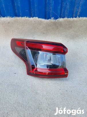 Nissan Qashqai 2 J11 2017- gyári 26555HV00A bal hátsó külső lámpa