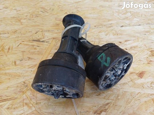 Nissan Qashqai J11 (2016-2020)  Hátsó Futóműtartó Bak Pár