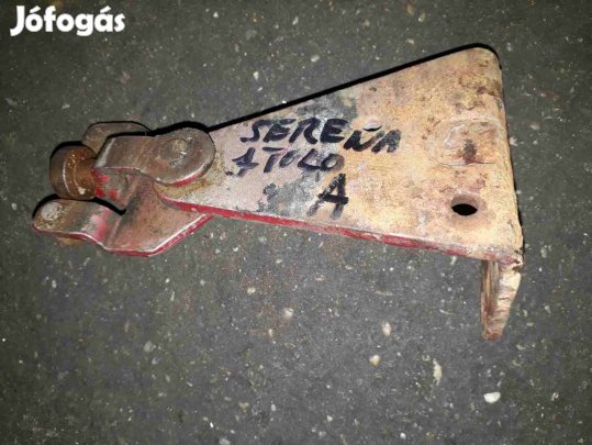 Nissan Serena Jobb Tolóajtó Alsó Görgő