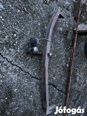 Nissan Sunny vonóhorog